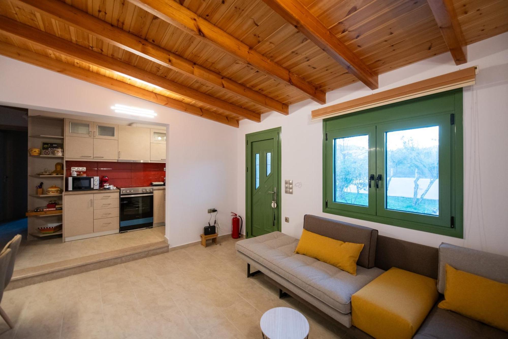 House By The Sea Villa Aigio Exteriör bild